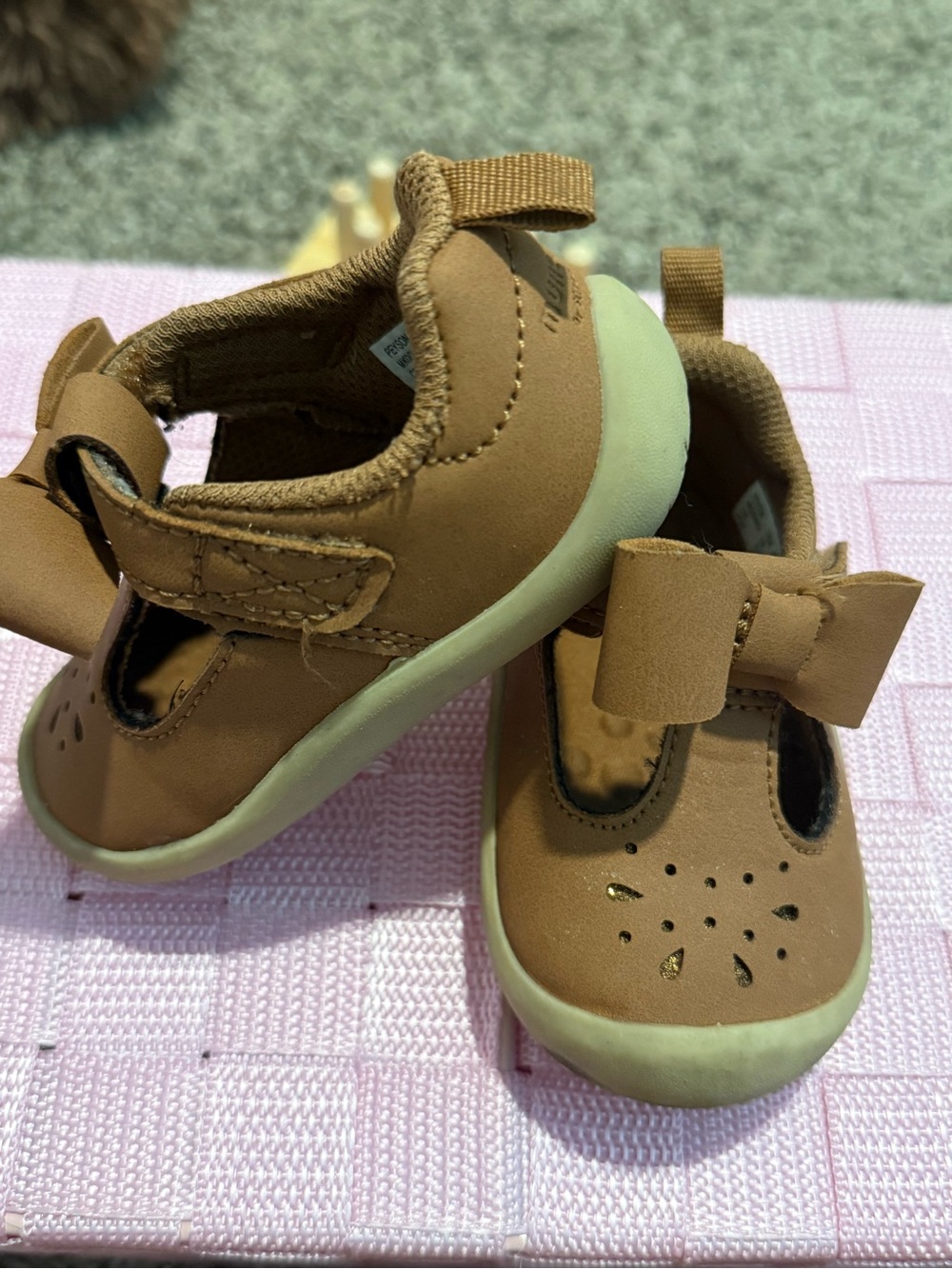 Stride Rite Toddler Tan Mary Jane Shoes with Bow